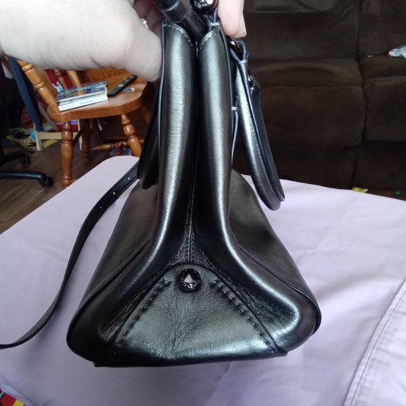 Gorgeous Grey/Silver metallic Coach Bag - Picture 3 of 8